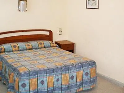 Vendégház Hostal Sans Barcelona